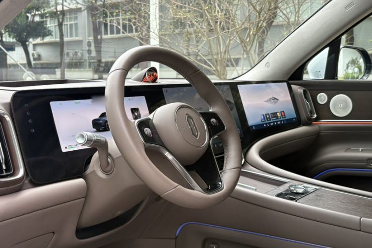 Used Hima AITO M9 2024 Range-Extended Ultra Version 52 kWh 5-Seater Model
