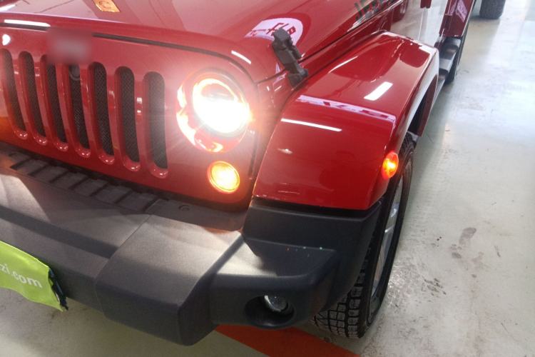 Used  Wrangler 2014 2.8TD Sahara Four-Door Edition