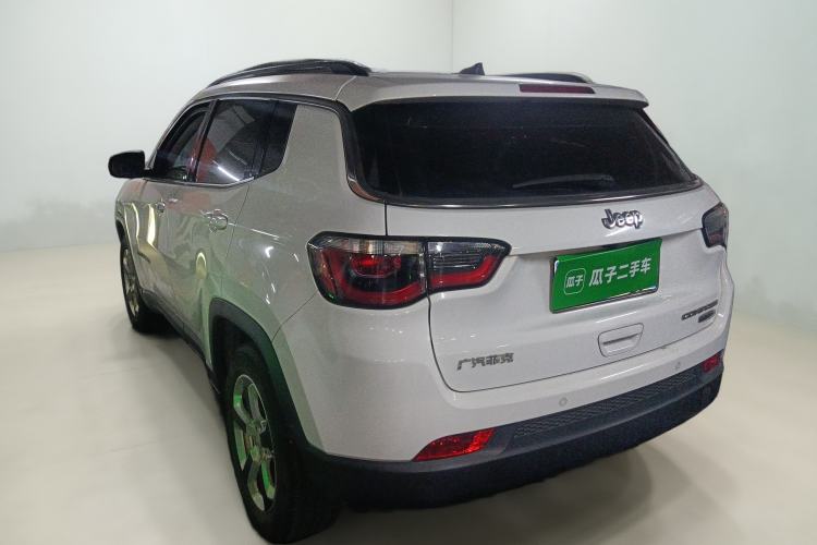 Used  Compass 2017 200T Automatic Family Edition
