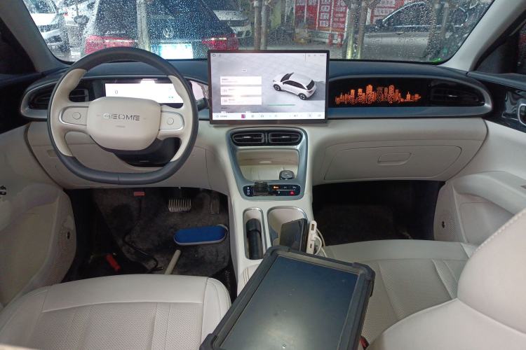 Used  Geome 2025 UP 410km Exploration+ Edition
