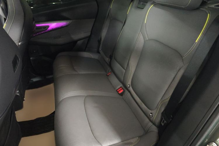 Used Lynk & Co 08 EM-P 2023 220km All-Wheel-Drive Performance Halo
