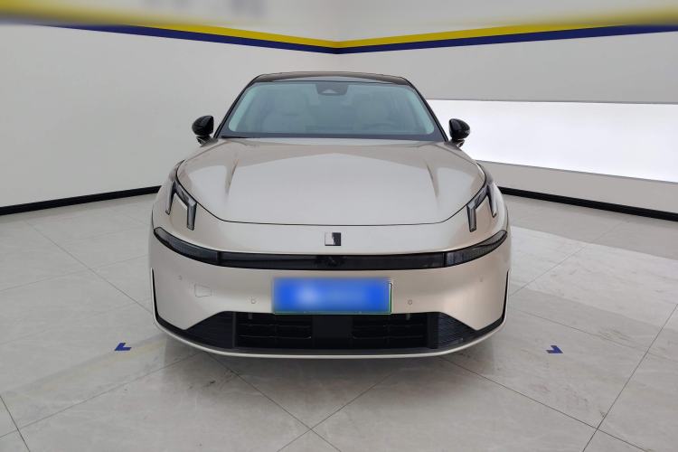 Used Lynk & Co 07 2024 EM-P 126 Long-Range Halo
