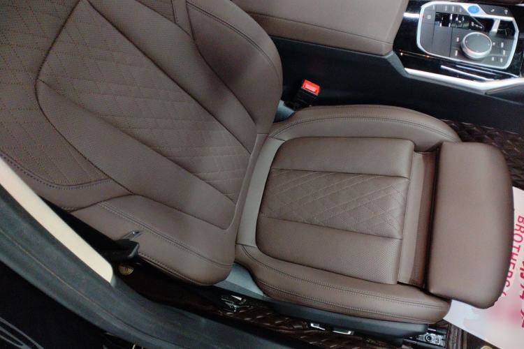 Used BMW i3 2024 eDrive 35 L
