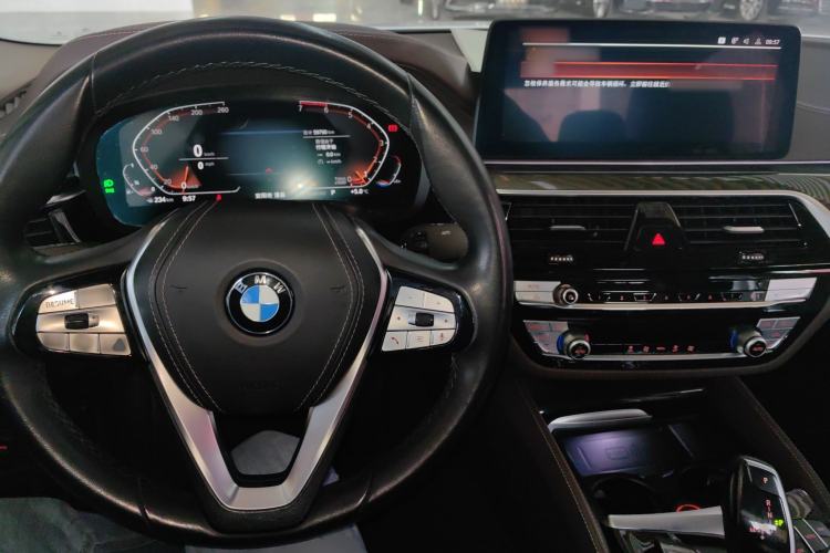 Used BMW 5 Series 2021 525Li Luxury Package