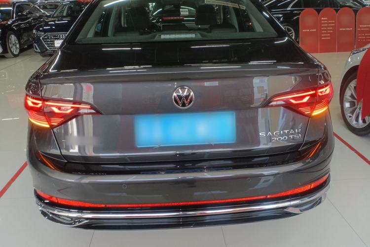 Used Volkswagen Sagitar 2023 200TSI DSG Excellence Edition
