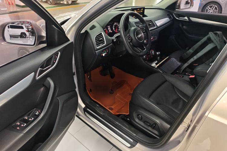 Used Audi Q3 2015 30 TFSI Comfort Model
