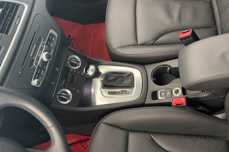 Used Audi Q3 2015 30 TFSI Comfort Model