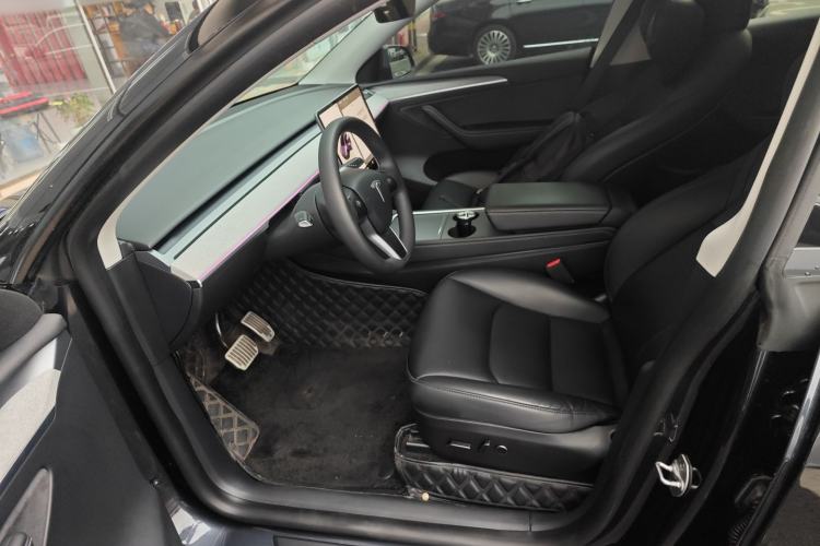 Used Tesla Model Y 2024 Rear-Wheel-Drive Version