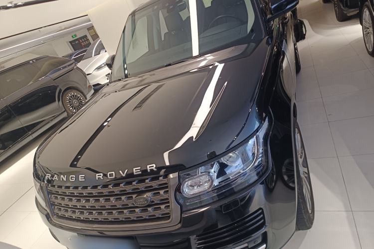 Used Land Rover Range Rover Vogue 2017 3.0T Gasoline HSE Middle East