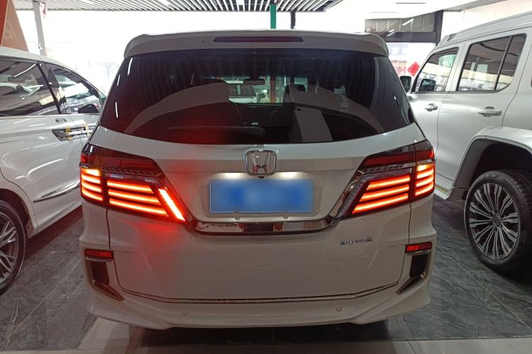 Used Honda Elysion 2019 2.0L Hybrid Supreme Edition
