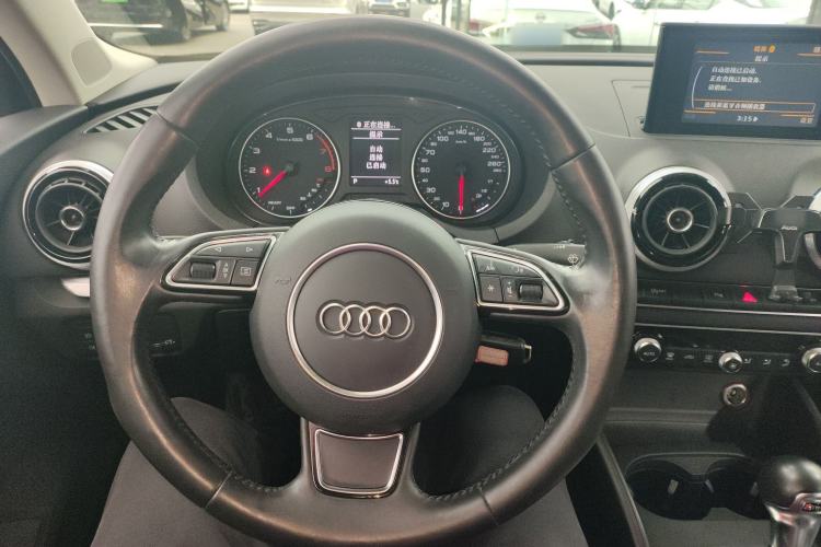 Used Audi A3 2016 Limousine 35 TFSI Style Edition
