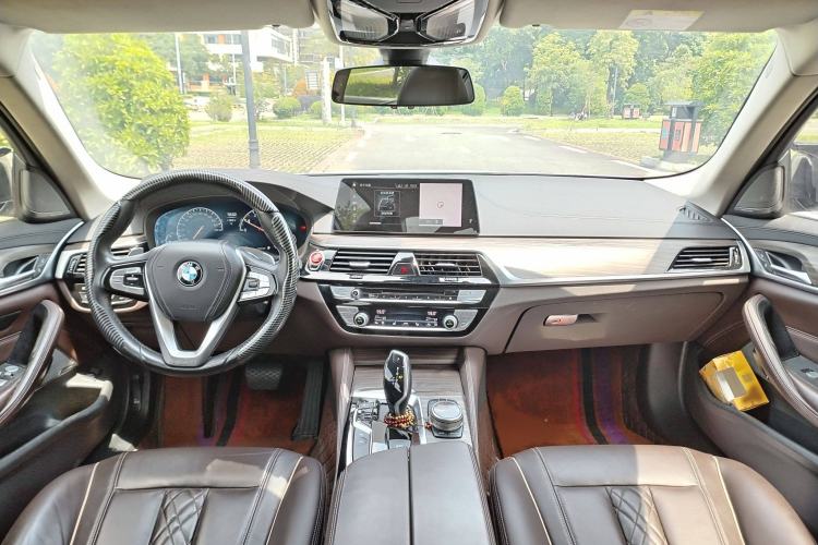 Used BMW 5 Series 2019 530Li Luxury Edition Premium Package
