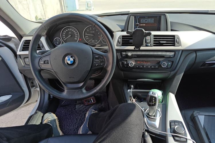 Used BMW 3 Series 2014 320i Sport Edition
