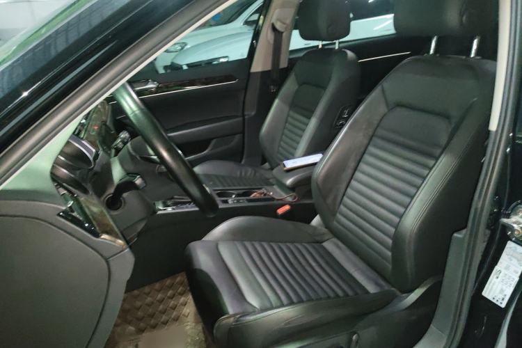 Used Volkswagen Magotan 2019 330TSI DSG Luxury Version China VI Standard
