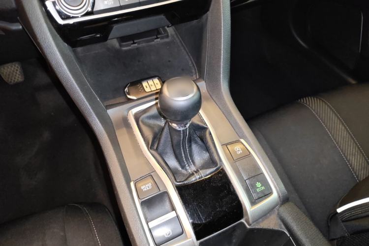 Used Honda Civic 2016 220TURBO Manual Luxury Edition
