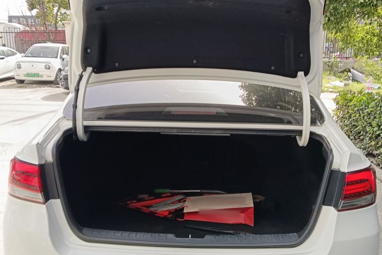 Used Kia K4 2014 1.8L Automatic DLX
