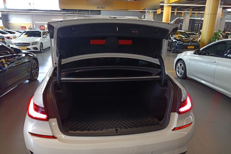 Used BMW 3 Series 2022 325Li M Sport Night Edition Package
