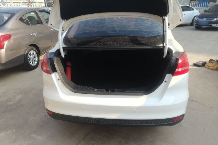 Used Ford Focus 2015 Sedan 1.6L Automatic Trend Model
