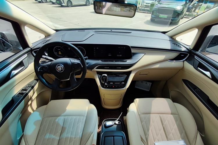 Used Buick GL8 2022 ES Land Cruiser 653T Luxury Model
