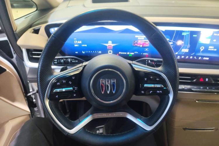 Used Buick Century 2023 2.0T Seven-Seater Deluxe Edition