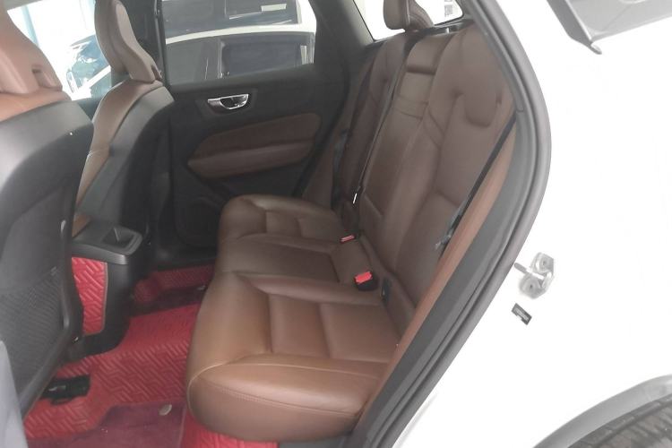 Used Volvo XC60 2020 T5 4x4 Smart Luxury Edition
