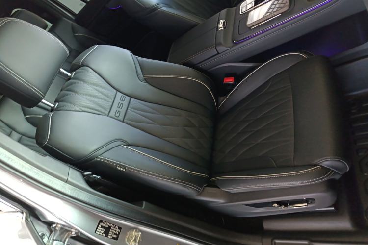 Used GAC Trumpchi GS8 2022 Dual-Engine Series 2.0TM Two-Wheel Drive Prestige Edition (7 Seats)
