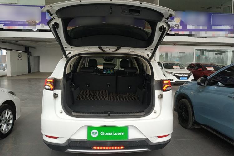 Used BYD Tang 2018 2.0T Automatic SmartConnect Prestige 7-Seater China V Standard