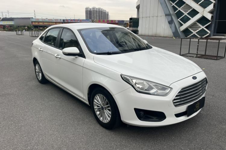 Used Ford Escort 2015 1.5L Automatic Comfort Model
