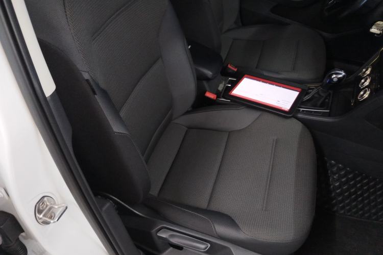 Used Volkswagen Golf 2017 230TSI Automatic Comfort Edition – Celebrating Milestone of One Million Units
