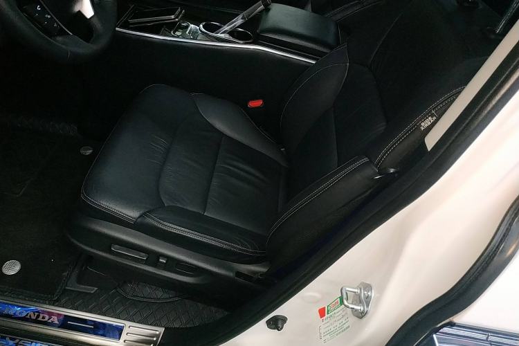 Used Honda Elysion 2016 2.4L Style Edition
