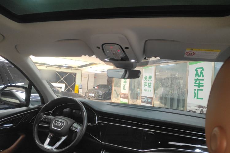 Used Audi Q7 2020 55 TFSI quattro S line sports model
