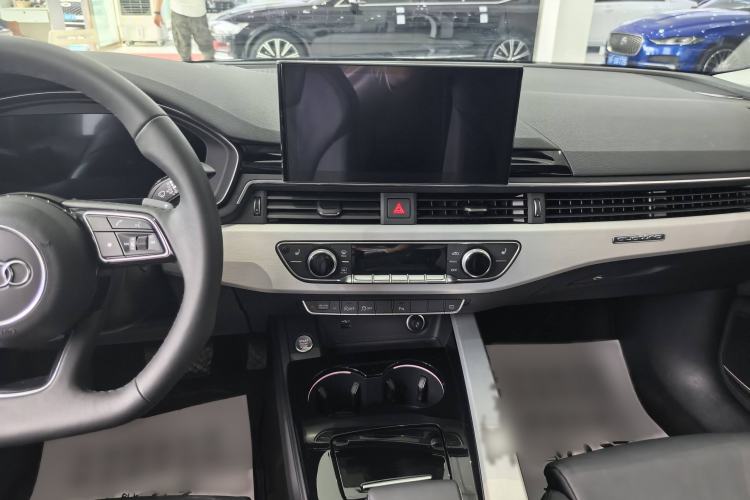 Used Audi A5 2024 Sportback 40 TFSI quattro Luxury Dynamic Model
