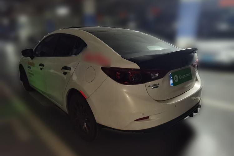 Used Mazda Mazda 3 Axela 2017 Sedan 1.5L Automatic Luxury Model China VI Standard