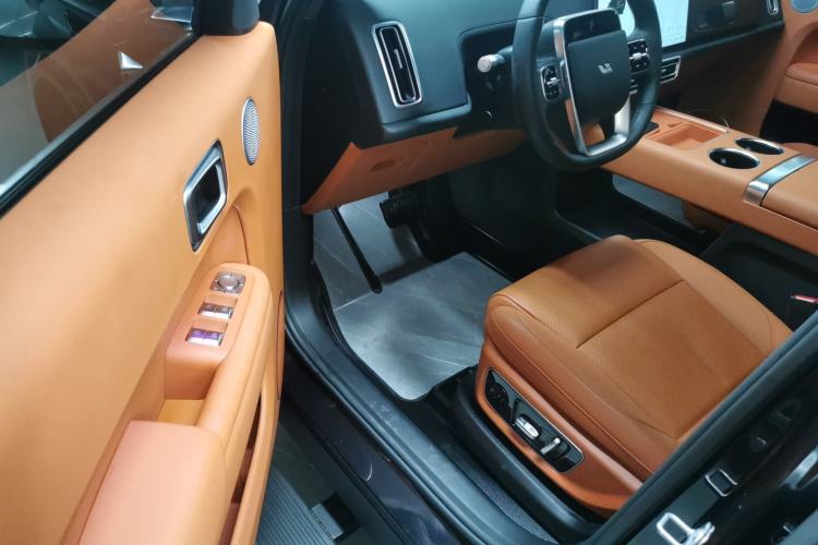 Used Li Auto L9 2024 Ultra Model
