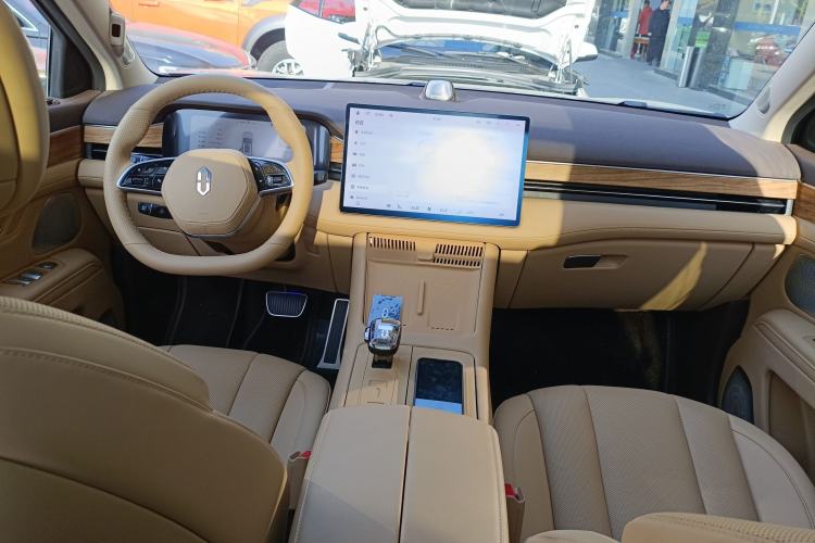 Used Hima AITO M7 2024 1.5T Intelligent Driving 4WD Max Edition 5 Seats
