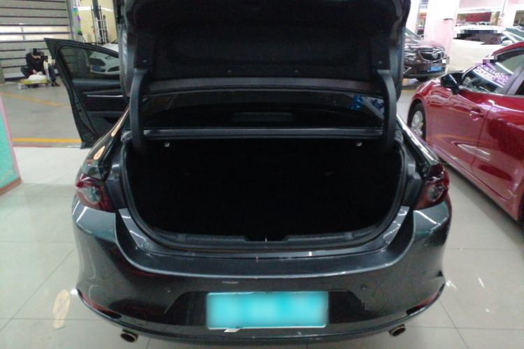 Used Mazda Mazda 3 Axela 2021 2.0L Automatic ZhiXuan Edition
