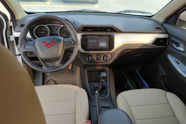 Used Wuling Hongguang 2021 1.5L Facelifted S Comfort Version with Electric Power Steering LAR
