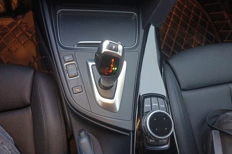 Used BMW 3 Series GT 2018 320i Sport Edition
