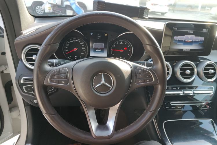 Used Mercedes-Benz GLC 2017 GLC 200 4MATIC
