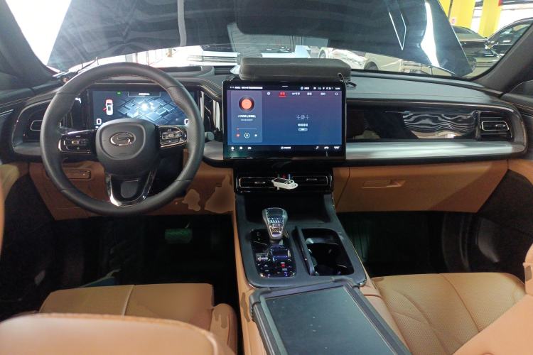 Used GAC Trumpchi ES9 2024 PHEV with 143 km Max