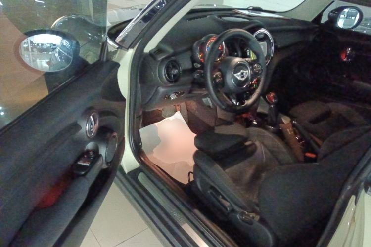 Used  MINI 2016 1.5T COOPER
