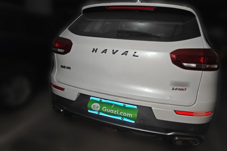 Used Haval H6 2017 Red Label 2.0T Automatic Two-Wheel Drive ZhiShang Model