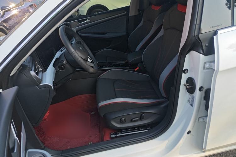 Used Volkswagen Lamando 2024 Lavida L 280TSI DSG Cool & Spicy Edition
