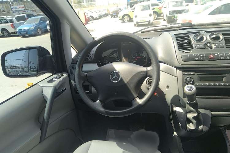 Used Mercedes-Benz Vito 2013 3.0L Elite Edition