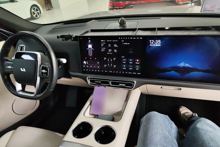 Used Li Auto L9 2022 Max model