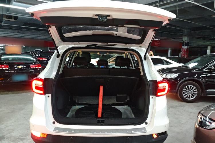 Used Dongfeng Aeolus AX7 2018 Classic 1.6T Automatic Elite Model
