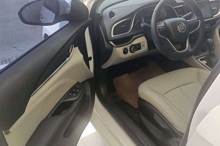 Used Buick GT 2018 15T Dual-Clutch Elite Model China V Standard
