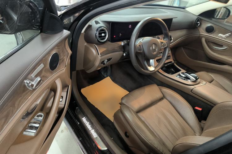 Used Mercedes-Benz E-Class 2018 Facelift E 200 L
