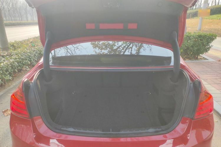 Used BMW 3 Series 2015 320Li Fashion Model