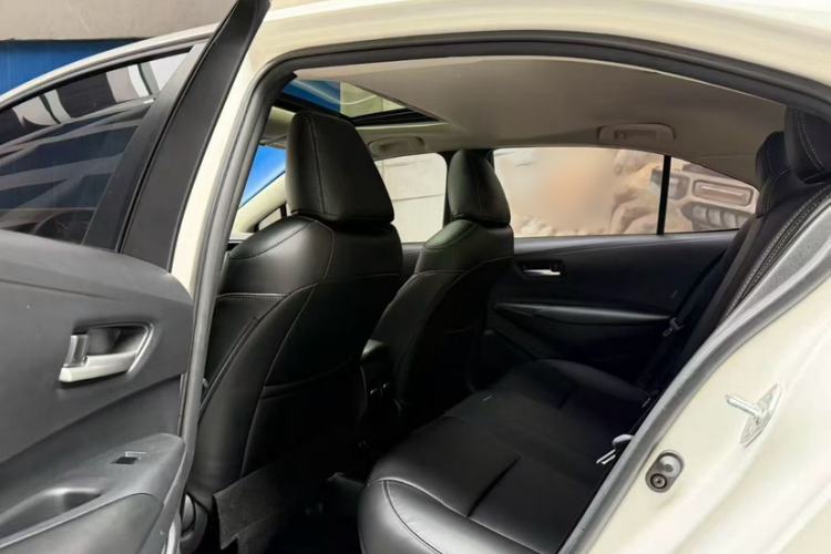 Used Toyota Corolla 2021 Dual-Motor 1.8L E-CVT Elite Edition